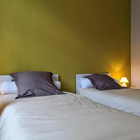 Holiday home Confortable 3 Au Bord De L'allier - Fr-1-582-16 Saint-Julien-Des-Chazes